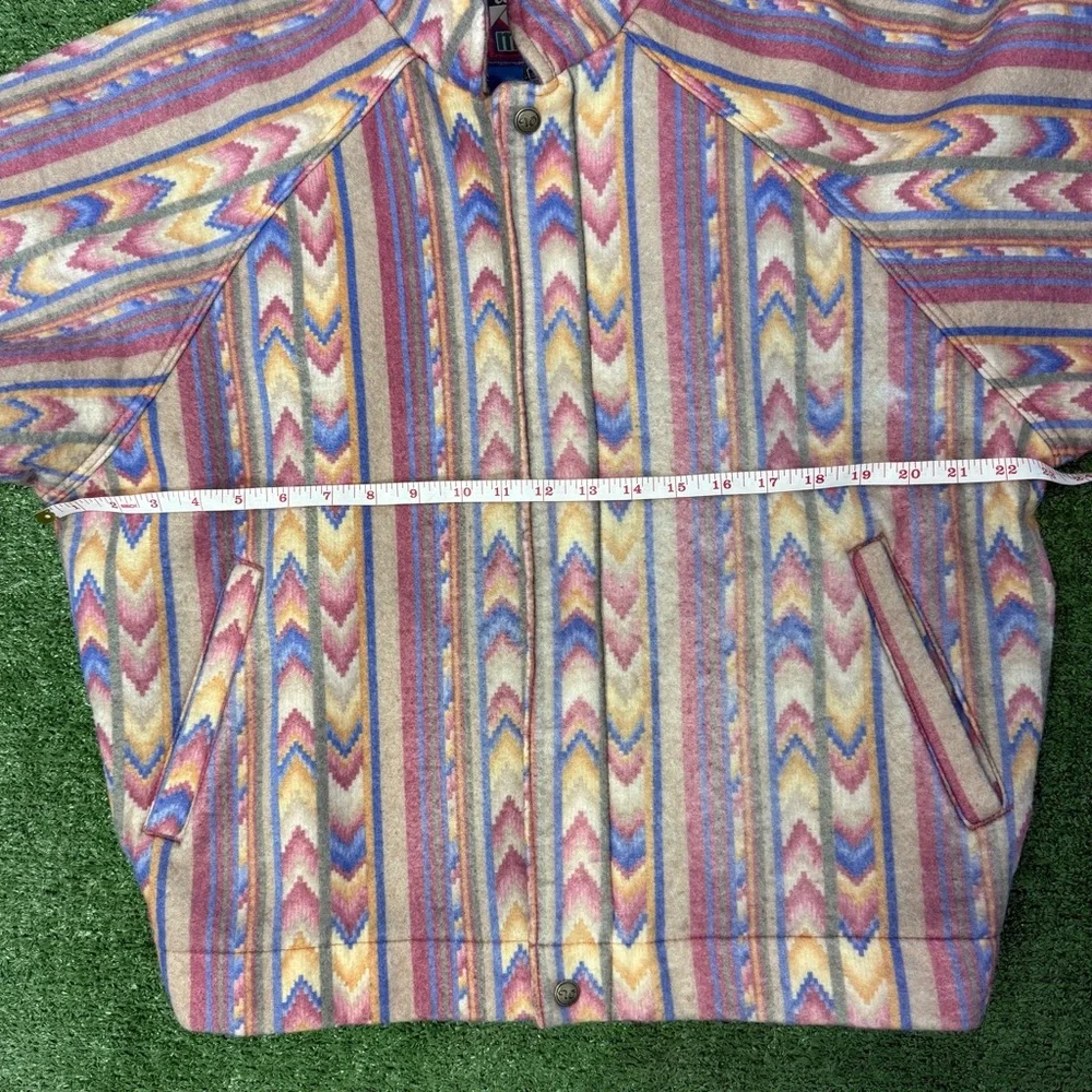 Vintage Walls Mountain Western Aztec Pattern Lined Bomber Jacket, Size Large - Picture 10 of 10